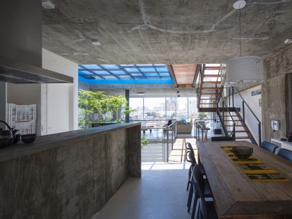 A Stunning Modern Home with Exposed Concrete and Industrial Style in São Paulo by Bonina Arquitetura (12)