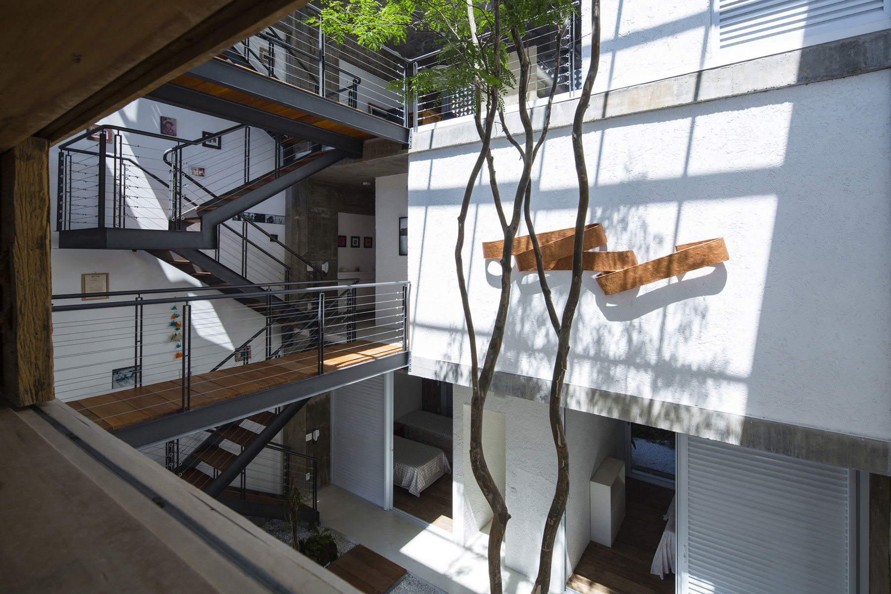 A Stunning Modern Home with Exposed Concrete and Industrial Style in São Paulo by Bonina Arquitetura (5)