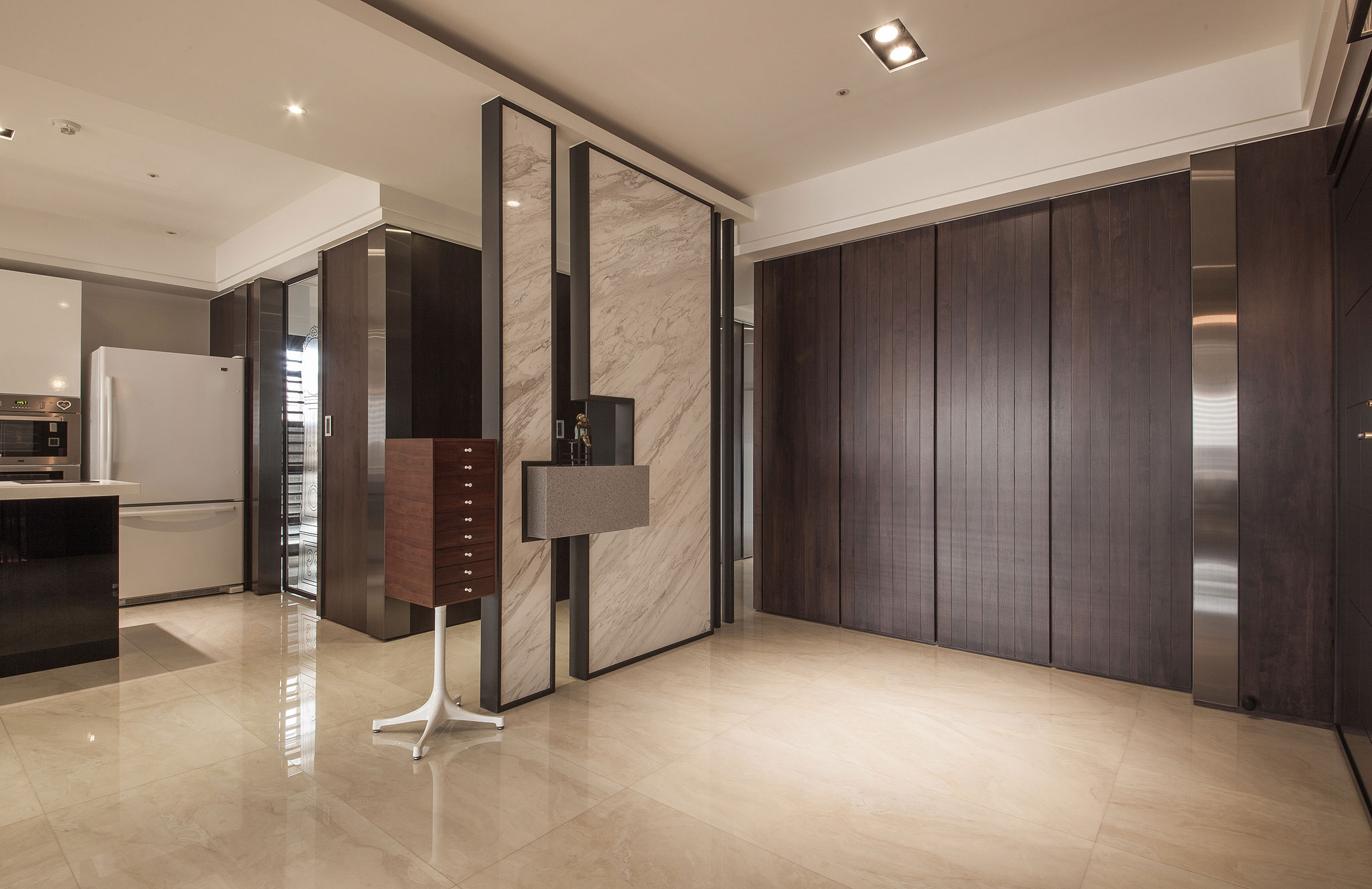 A Stunning Modern Minimalist Loft with Comfortable Interiors in Gushan District by Oliver Interior Design (7)