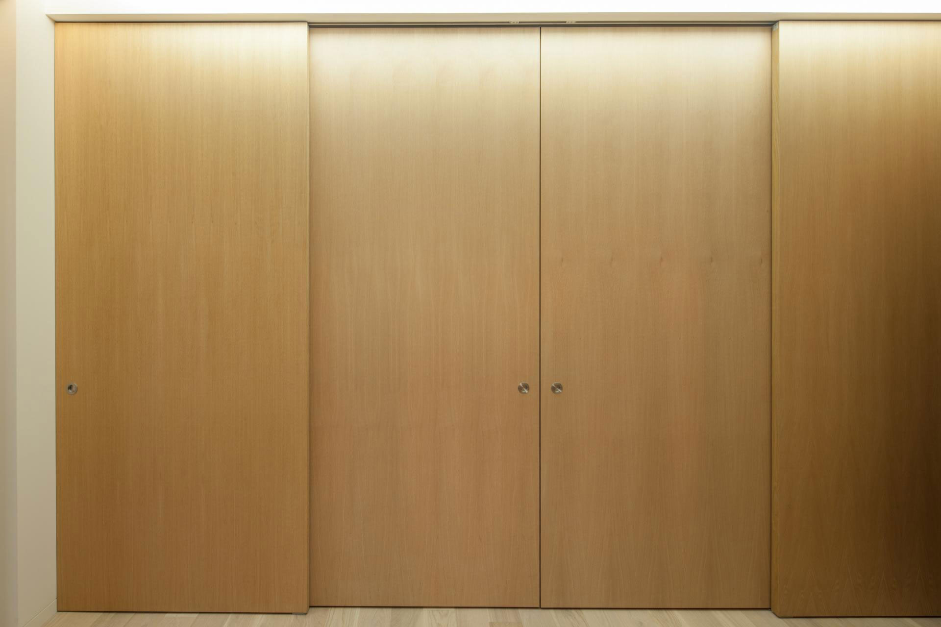 A Stunning Modern Rectangular House with a Splendid Architecture in Oporto, Portugal by Graciana Oliveira (14)