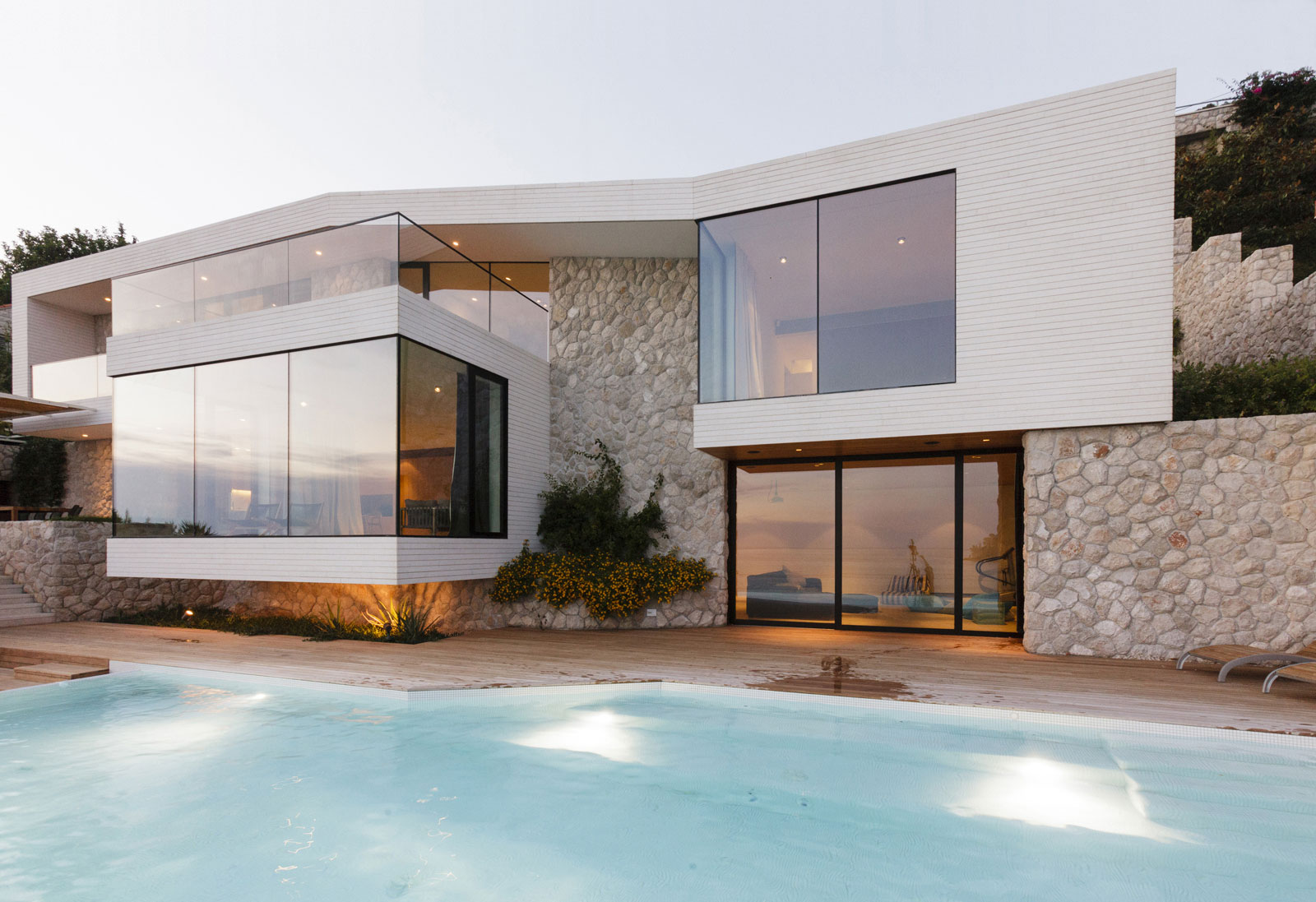 A Stunning Modern Waterfront House with Floor to Ceiling Windows in Lozica, Croatia by 3LHD (1)