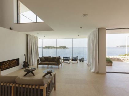 A Stunning Modern Waterfront House with Floor to Ceiling Windows in Lozica, Croatia by 3LHD (6)