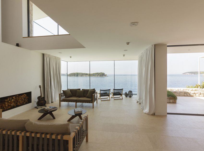 A Stunning Modern Waterfront House with Floor to Ceiling Windows in Lozica, Croatia by 3LHD (6)