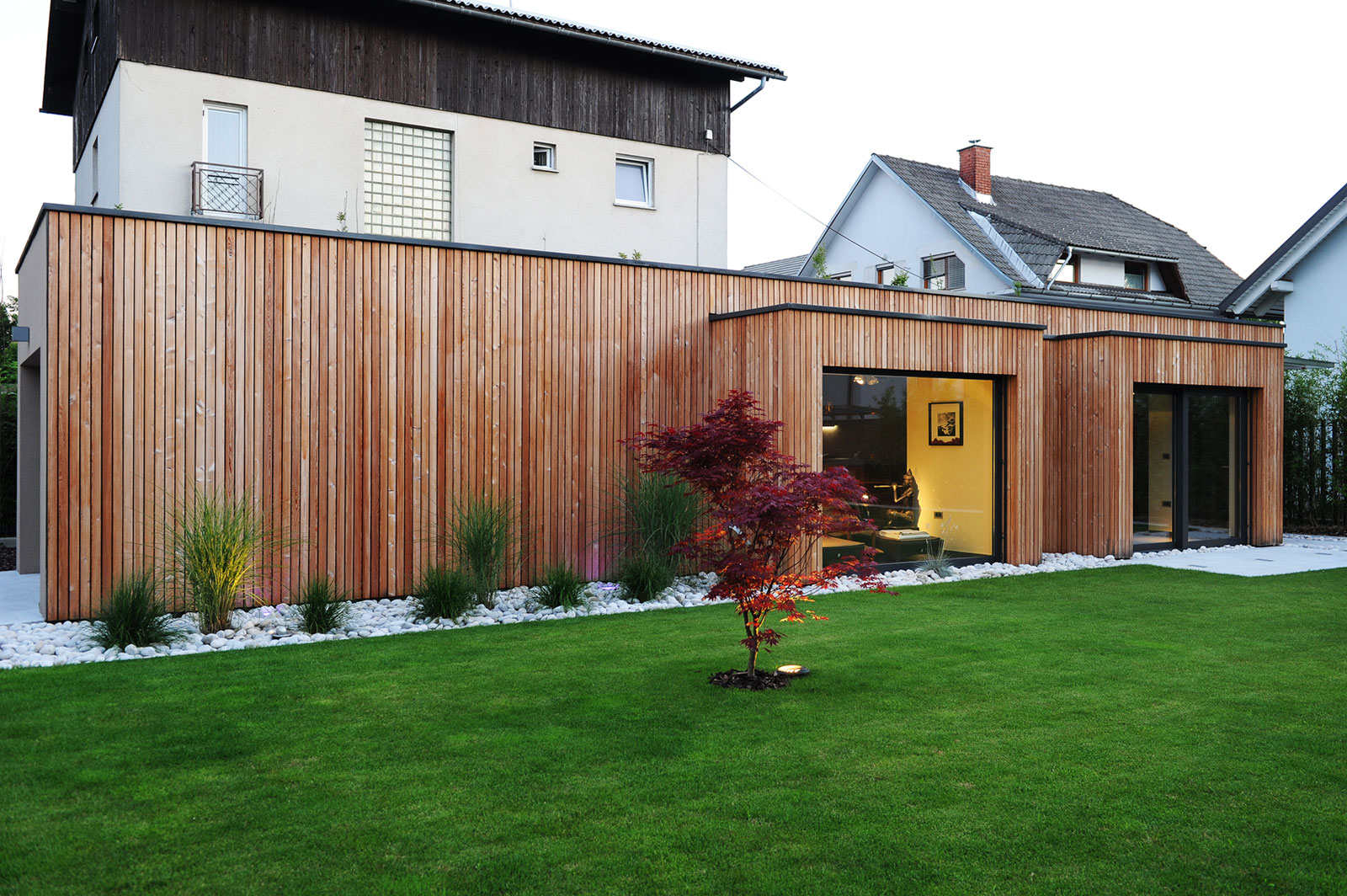 A Stunning Rectangular-Shaped House with Splendid and Neutral Interiors in Ljubljana, Slovenia by Primož Novak & Demšar arhitekti d.o.o (14)