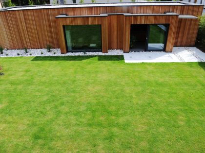 A Stunning Rectangular-Shaped House with Splendid and Neutral Interiors in Ljubljana, Slovenia by Primož Novak & Demšar arhitekti d.o.o (16)