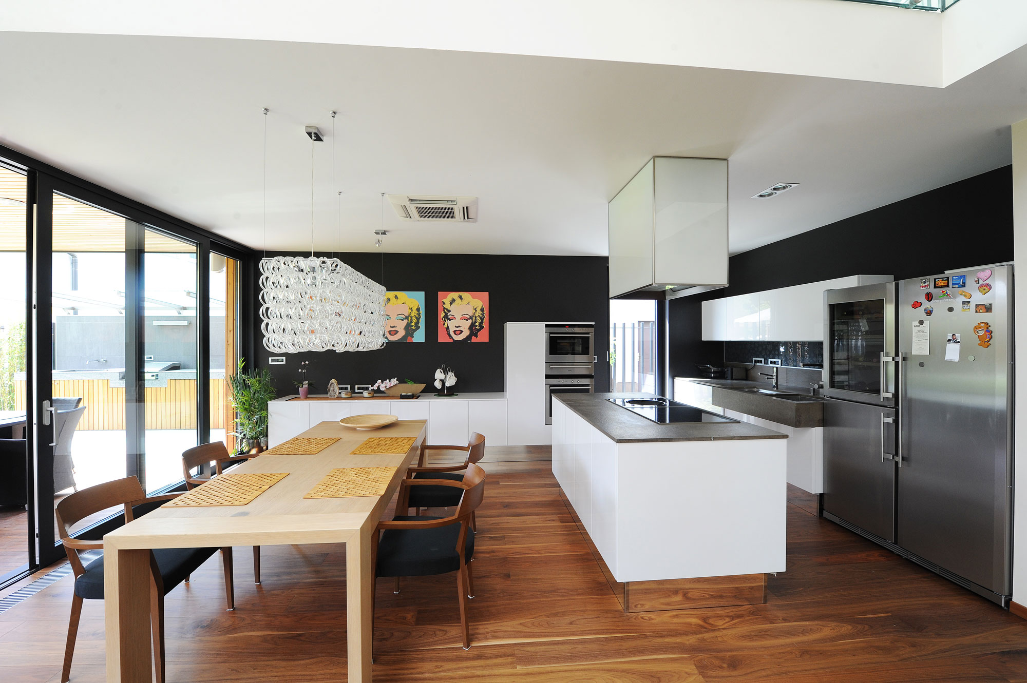 A Stunning Rectangular-Shaped House with Splendid and Neutral Interiors in Ljubljana, Slovenia by Primož Novak & Demšar arhitekti d.o.o (31)