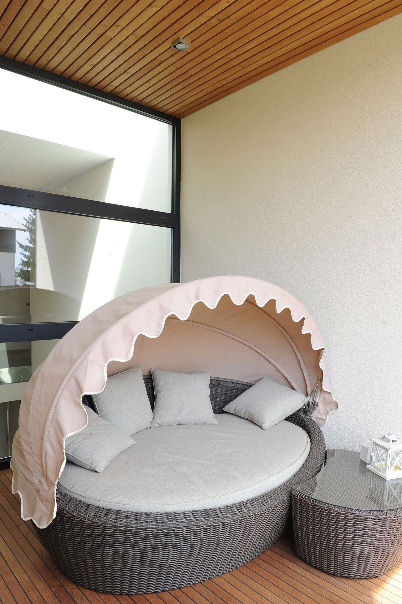 A Stunning Rectangular-Shaped House with Splendid and Neutral Interiors in Ljubljana, Slovenia by Primož Novak & Demšar arhitekti d.o.o (47)