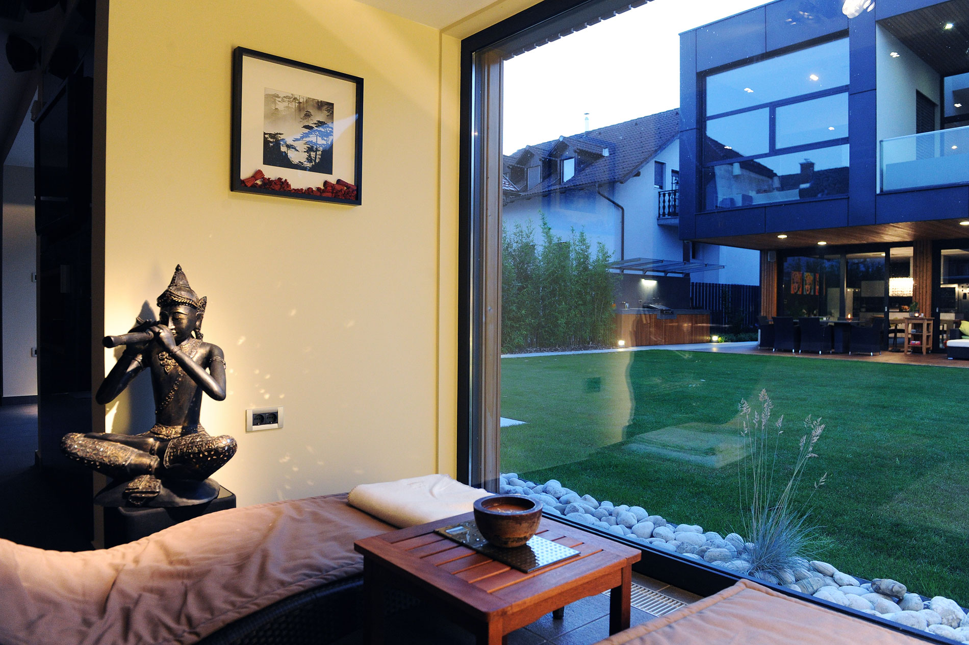 A Stunning Rectangular-Shaped House with Splendid and Neutral Interiors in Ljubljana, Slovenia by Primož Novak & Demšar arhitekti d.o.o (52)