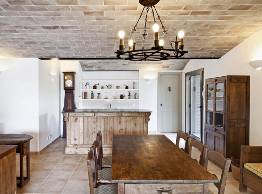 A Stunning Stone Home with Four Winds and Gabled Roof in Empordà, Spain by Núria Selva Villaronga (14)