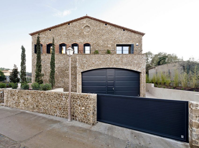 A Stunning Stone Home with Four Winds and Gabled Roof in Empordà, Spain by Núria Selva Villaronga (3)
