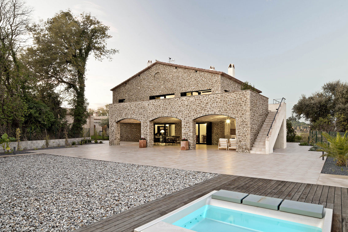 A Stunning Stone Home with Four Winds and Gabled Roof in Empordà, Spain by Núria Selva Villaronga (4)