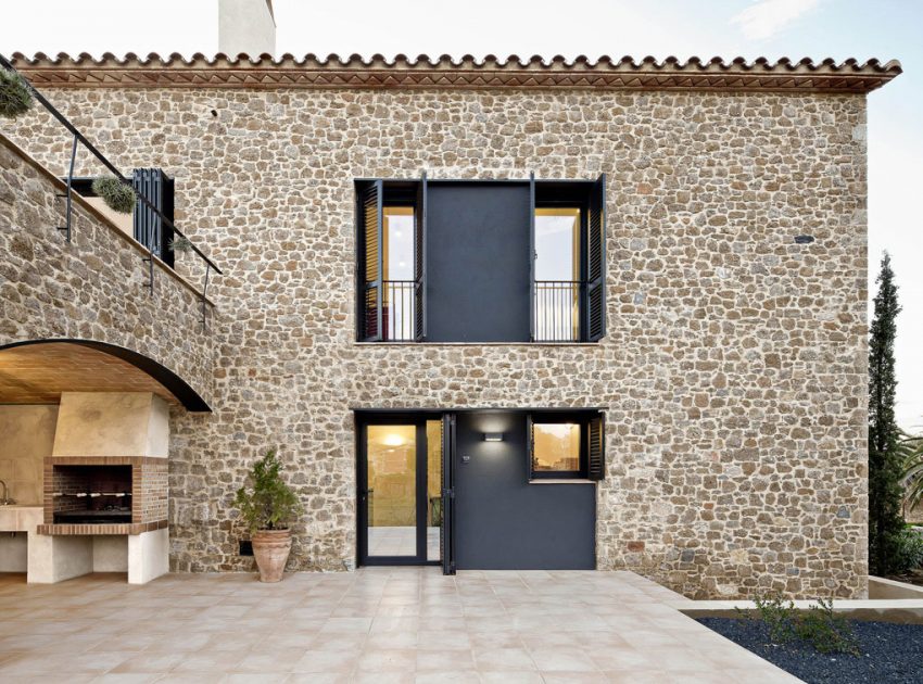 A Stunning Stone Home with Four Winds and Gabled Roof in Empordà, Spain by Núria Selva Villaronga (7)
