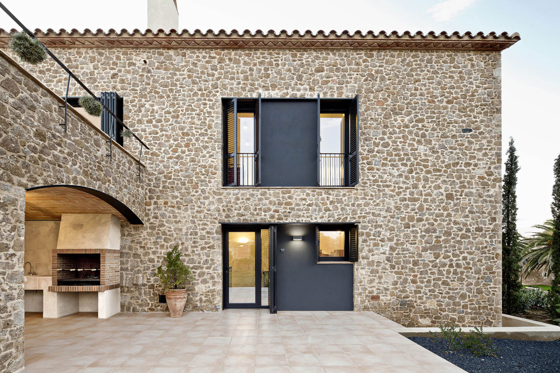 A Stunning Stone Home with Four Winds and Gabled Roof in Empordà, Spain by Núria Selva Villaronga (7)