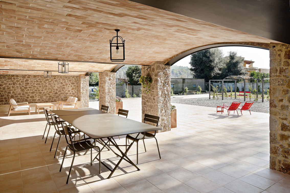A Stunning Stone Home with Four Winds and Gabled Roof in Empordà, Spain by Núria Selva Villaronga (8)
