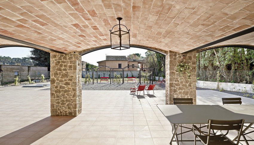 A Stunning Stone Home with Four Winds and Gabled Roof in Empordà, Spain by Núria Selva Villaronga (9)