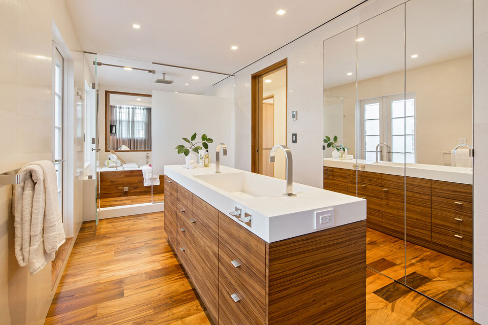 A Stunning Two-Story Penthouse with Large Terraces and Multiple Skylights in Tribeca by Turett Collaborative Architecture (10)