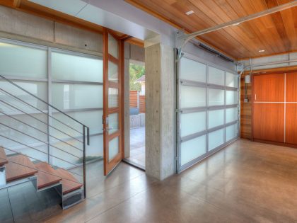 A Stunning Waterfront House Designed to Withstand a Tsunami in Camano Island by Designs Northwest Architects (10)