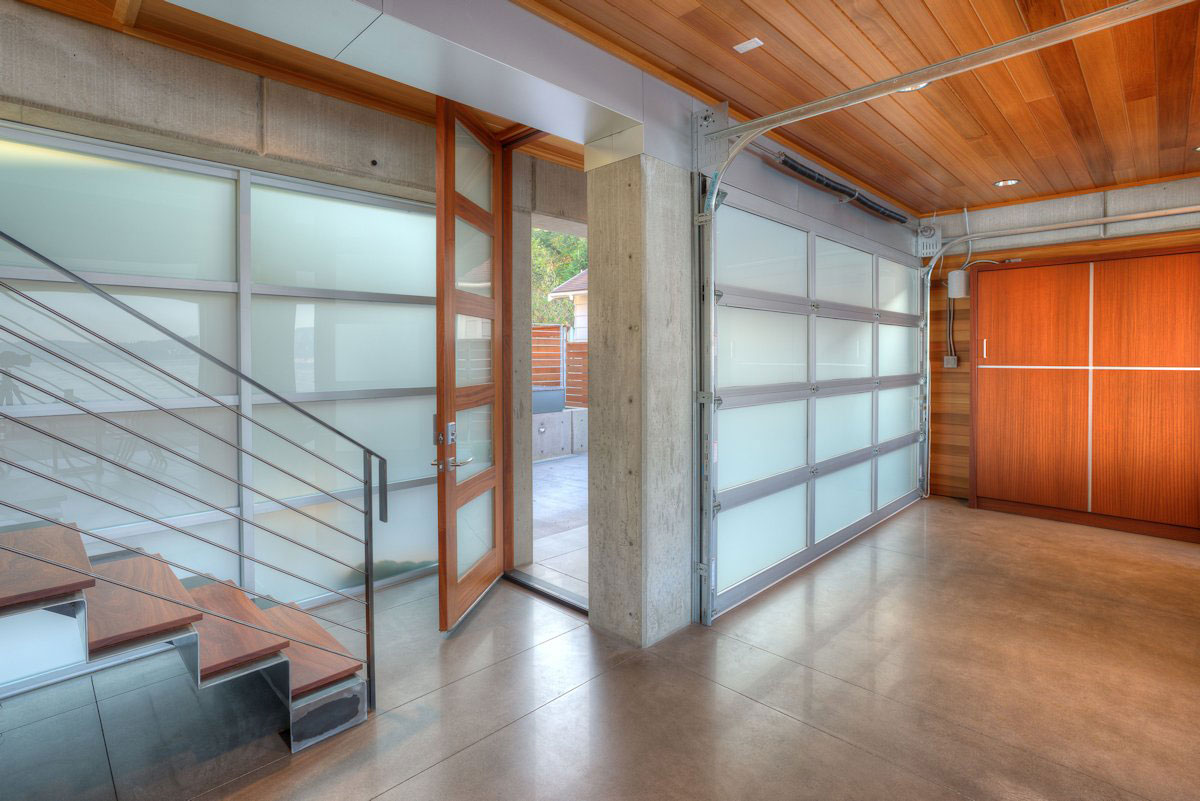 A Stunning Waterfront House Designed to Withstand a Tsunami in Camano Island by Designs Northwest Architects (10)