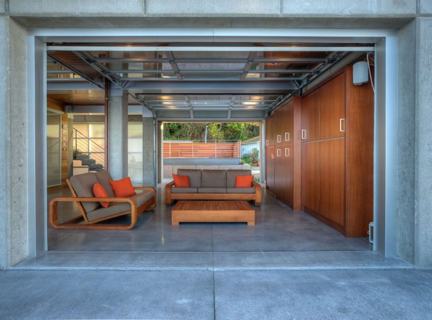 A Stunning Waterfront House Designed to Withstand a Tsunami in Camano Island by Designs Northwest Architects (11)