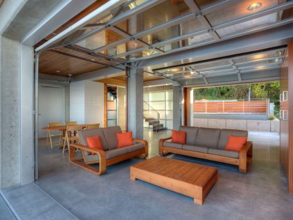 A Stunning Waterfront House Designed to Withstand a Tsunami in Camano Island by Designs Northwest Architects (12)