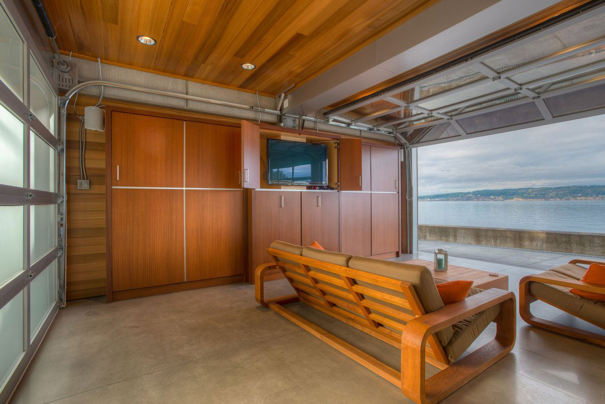 A Stunning Waterfront House Designed to Withstand a Tsunami in Camano Island by Designs Northwest Architects (13)