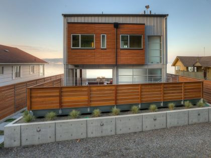 A Stunning Waterfront House Designed to Withstand a Tsunami in Camano Island by Designs Northwest Architects (2)