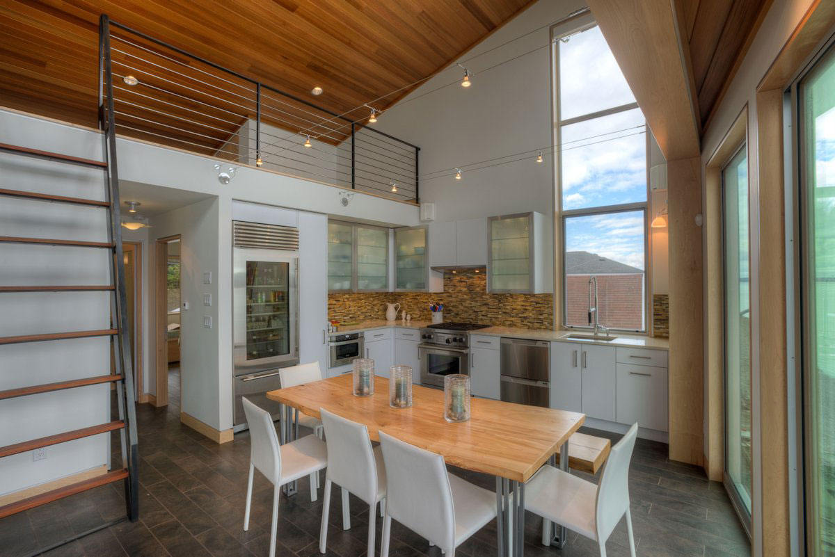 A Stunning Waterfront House Designed to Withstand a Tsunami in Camano Island by Designs Northwest Architects (21)