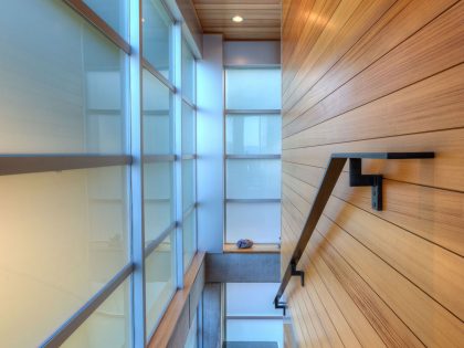 A Stunning Waterfront House Designed to Withstand a Tsunami in Camano Island by Designs Northwest Architects (26)