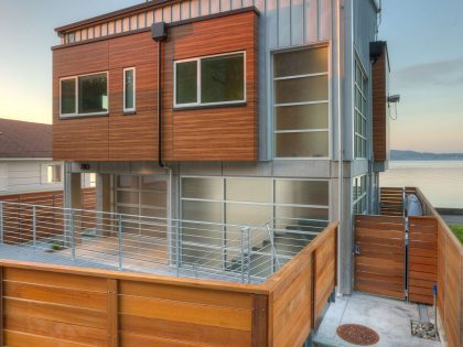 A Stunning Waterfront House Designed to Withstand a Tsunami in Camano Island by Designs Northwest Architects (3)