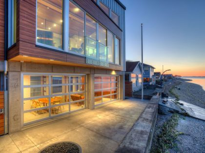 A Stunning Waterfront House Designed to Withstand a Tsunami in Camano Island by Designs Northwest Architects (37)