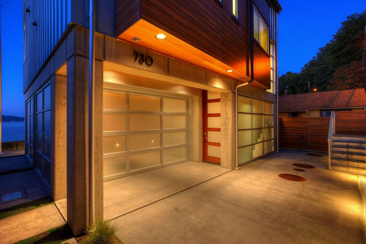 A Stunning Waterfront House Designed to Withstand a Tsunami in Camano Island by Designs Northwest Architects (38)