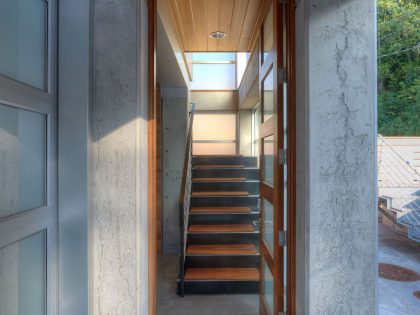 A Stunning Waterfront House Designed to Withstand a Tsunami in Camano Island by Designs Northwest Architects (9)