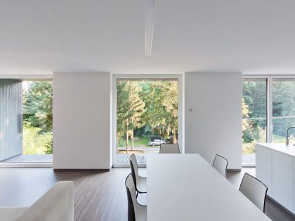 A Stunning Wood and Stone House with Luminous and Elegant Interior in Koszeg, Hungary by Béres Architects (12)