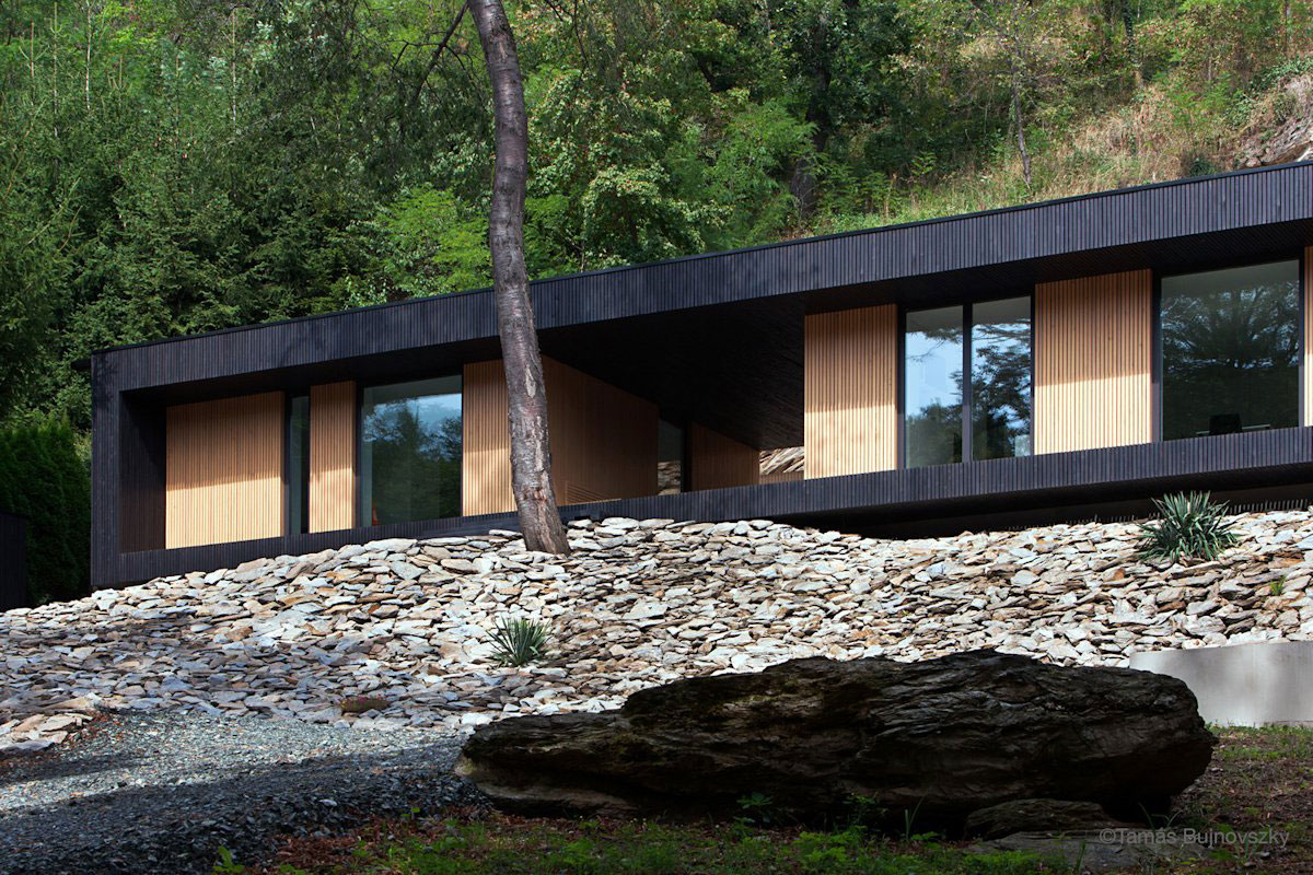 A Stunning Wood and Stone House with Luminous and Elegant Interior in Koszeg, Hungary by Béres Architects (4)