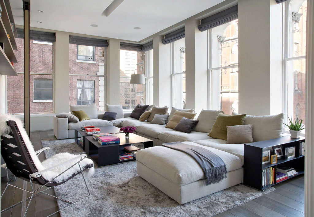 A Stunning and Beautiful Apartment with Chic and Stylish Interiors in New York City by Axis Mundi Design (2)