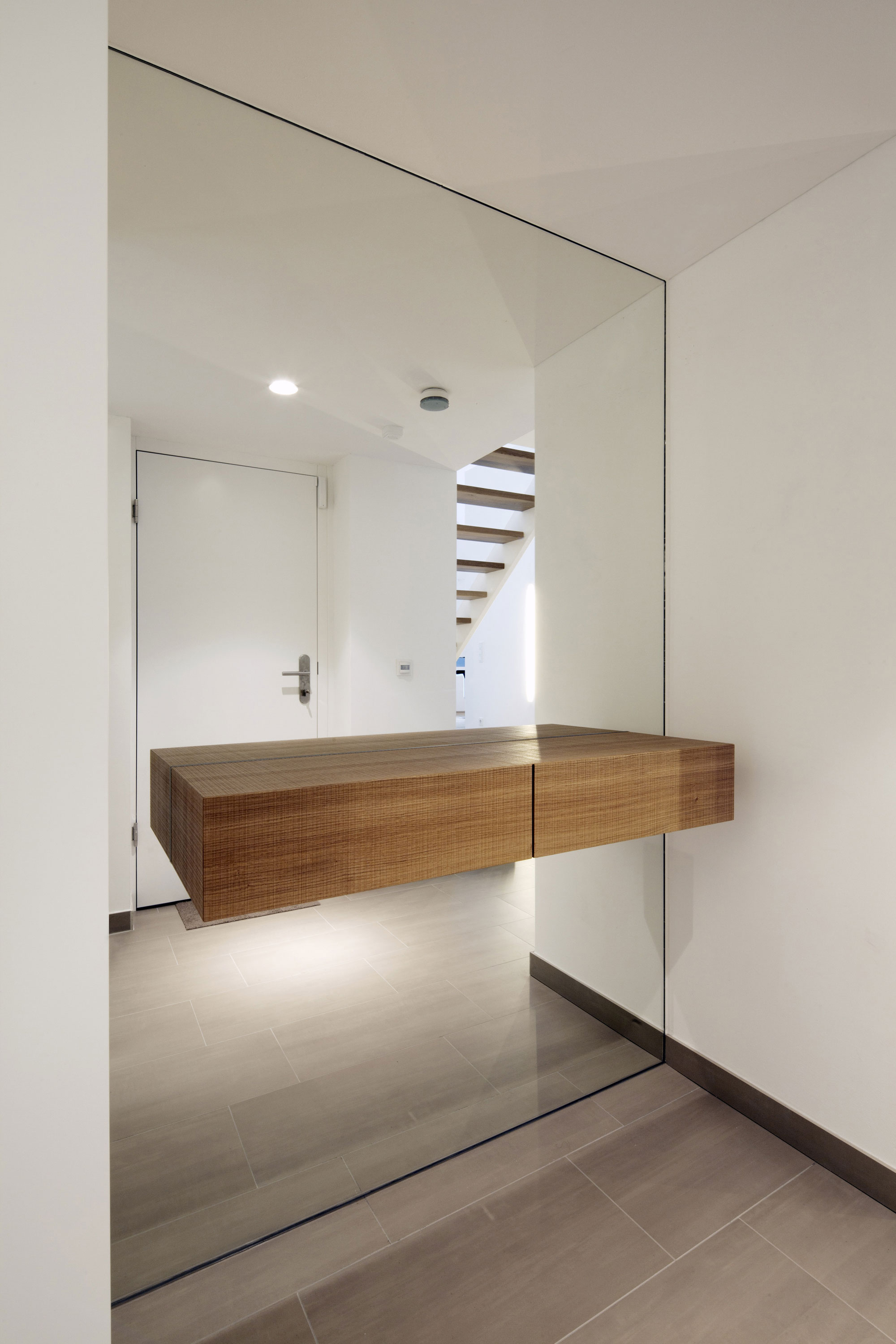 A Stunning and Spacious Contemporary Home Overlooking the Alpine Foothills in Linz by destilat (6)