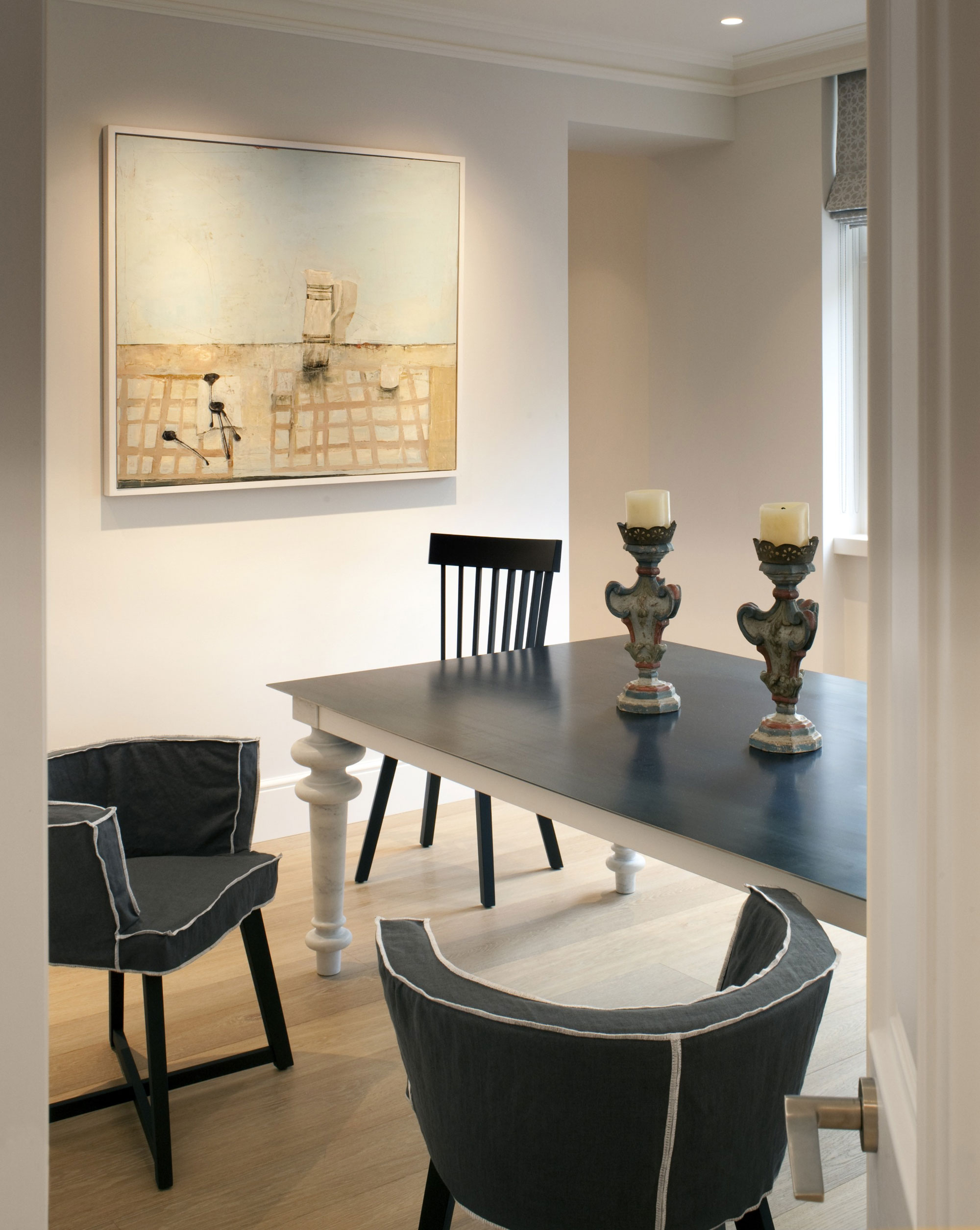 A Stylish Apartment with Trendy and Bright Interiors in London, England by TG-Studio (5)