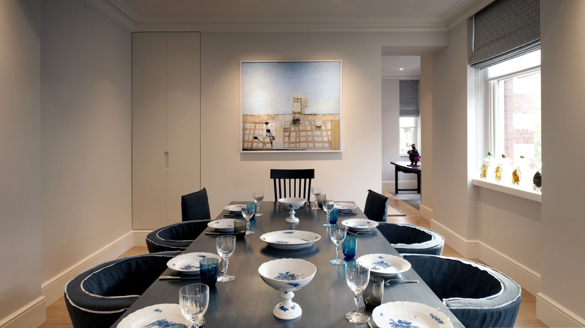 A Stylish Apartment with Trendy and Bright Interiors in London, England by TG-Studio (6)