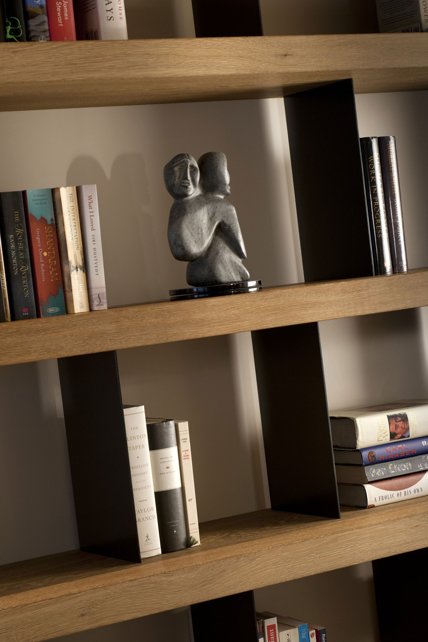 A Stylish Apartment with Trendy and Bright Interiors in London, England by TG-Studio (9)