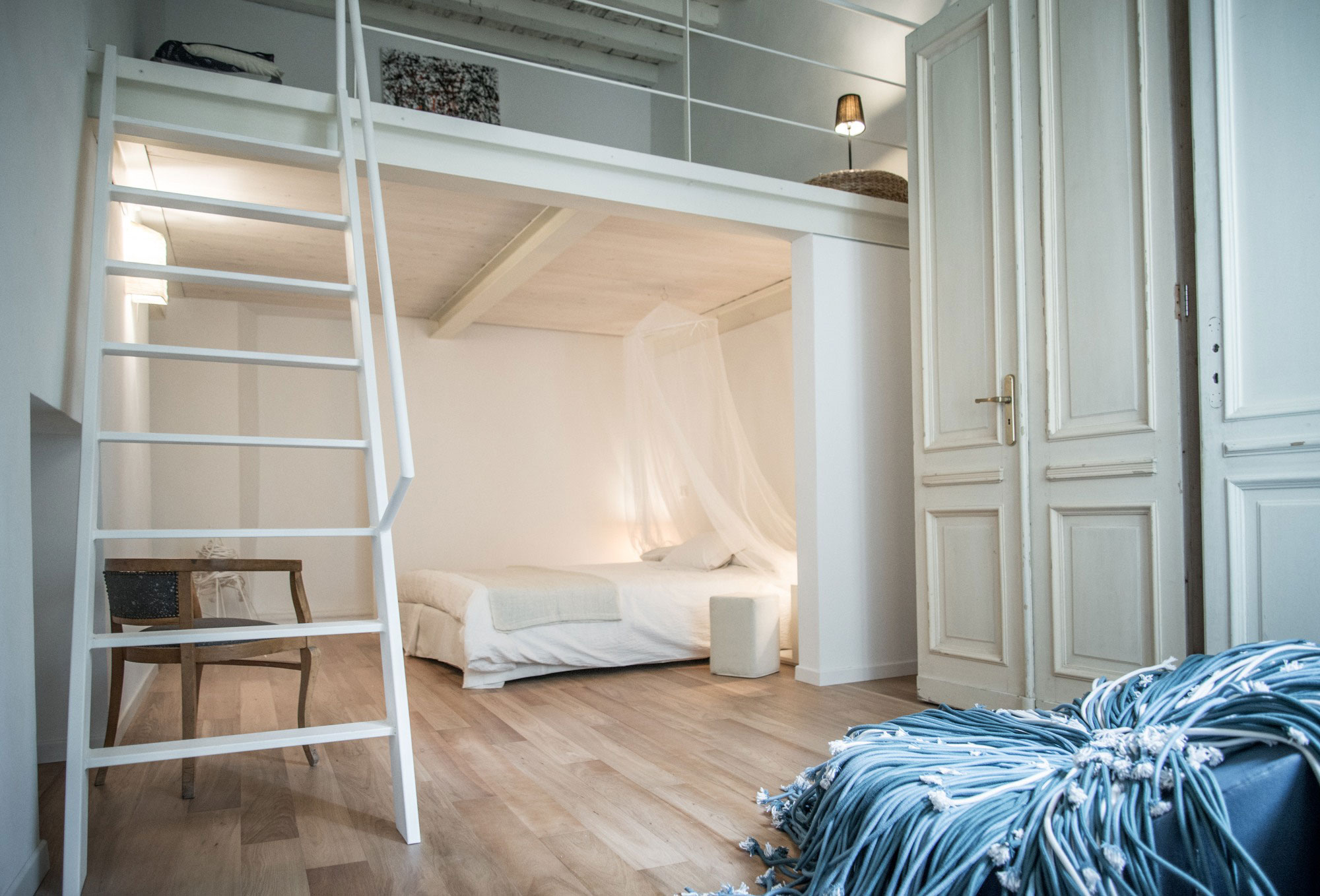 A Stylish Apartment with an Unusual and Practical Layout in Turin, Italy by CON3STUDIO (10)