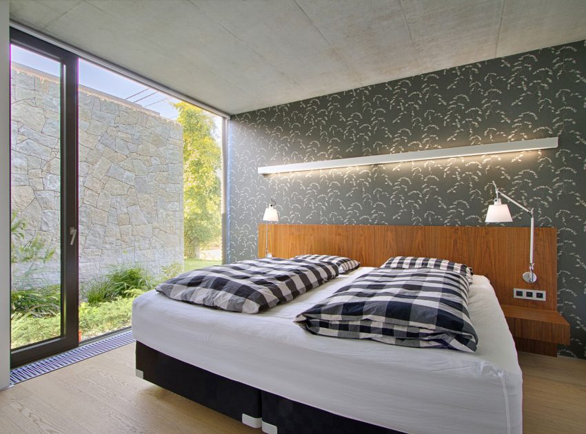 A Stylish Contemporary Home of Stone, Wood and Glass Elements in Palkovice, Czech Republic by Qarta Architektura (17)