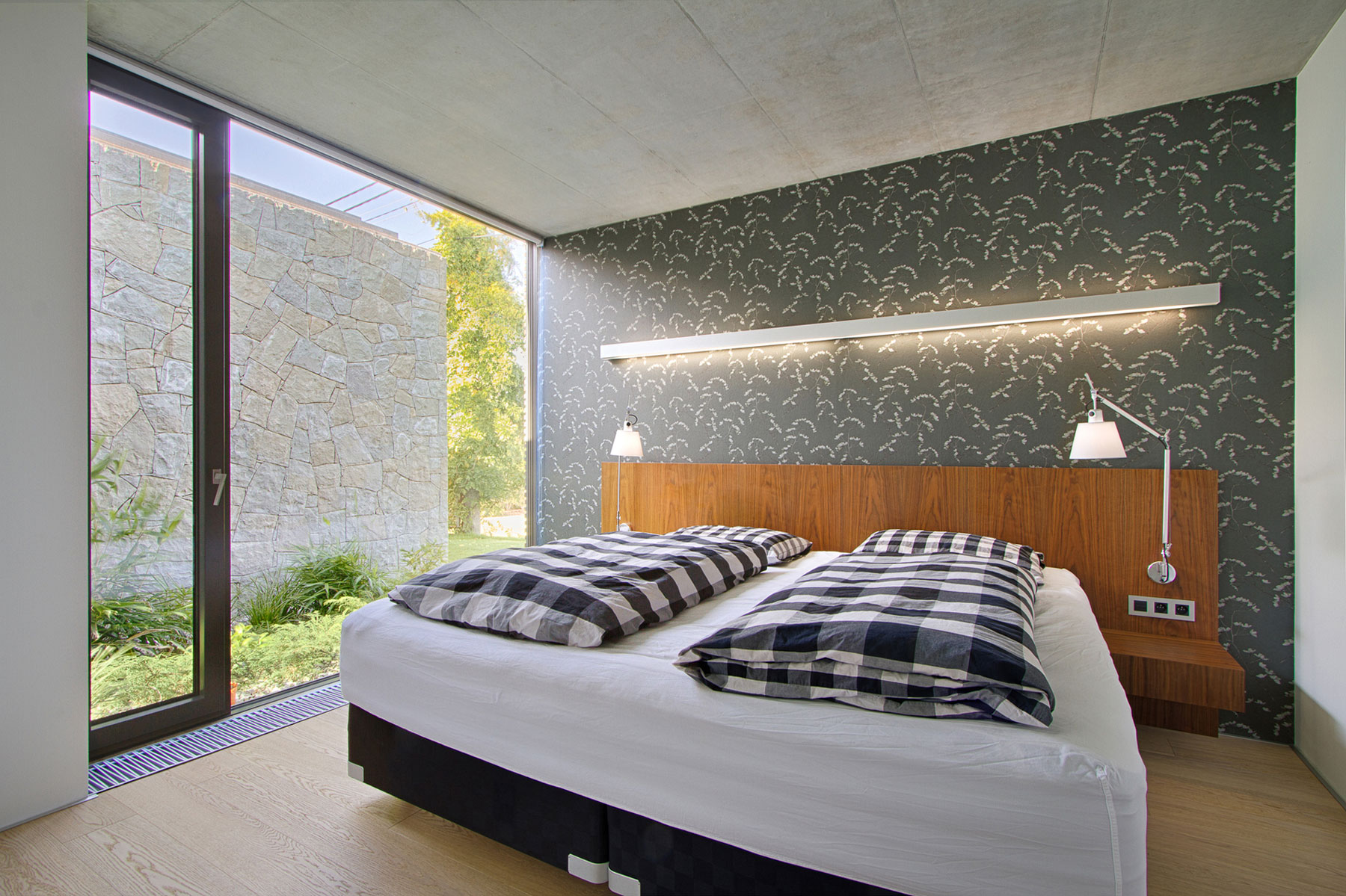 A Stylish Contemporary Home of Stone, Wood and Glass Elements in Palkovice, Czech Republic by Qarta Architektura (17)