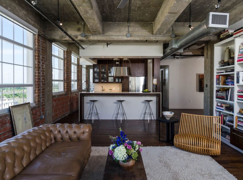 A Stylish Contemporary Loft with Exposed Brick and Concrete Ceilings in Houston, Texas by CONTENT Architecture (4)