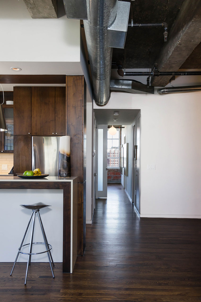 A Stylish Contemporary Loft with Exposed Brick and Concrete Ceilings in Houston, Texas by CONTENT Architecture (6)