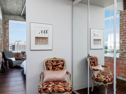 A Stylish Contemporary Loft with Exposed Brick and Concrete Ceilings in Houston, Texas by CONTENT Architecture (8)