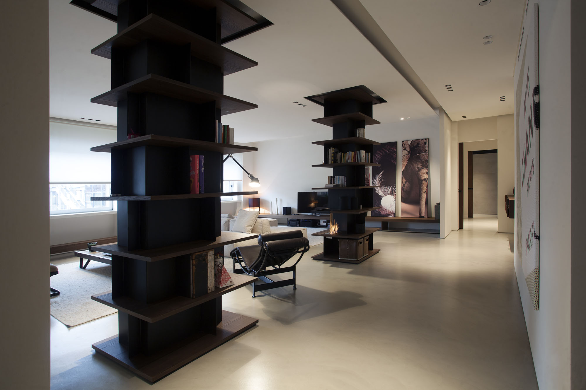 A Stylish Minimalist House with Cozy and Vintage Interiors in Turin, Italy by Fabio Fantolino (2)