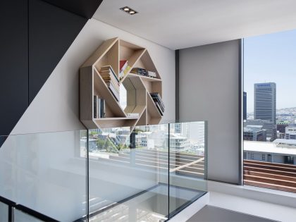 A Stylish Modern Duplex Apartment with Trendy and Luxurious Interiors in Cape Town by SAOTA (7)