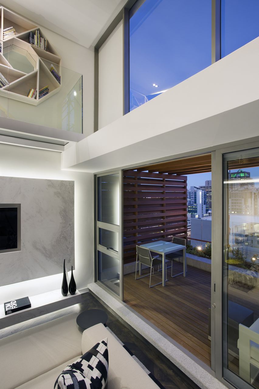 A Stylish Modern Duplex Apartment with Trendy and Luxurious Interiors in Cape Town by SAOTA (8)