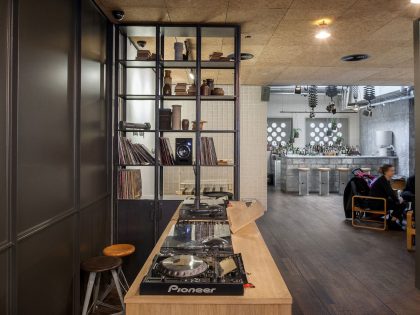 A Stylish Modern Hotel with New Facade and Dark Engineering Brick in Shoreditch by Universal Design Studio (22)