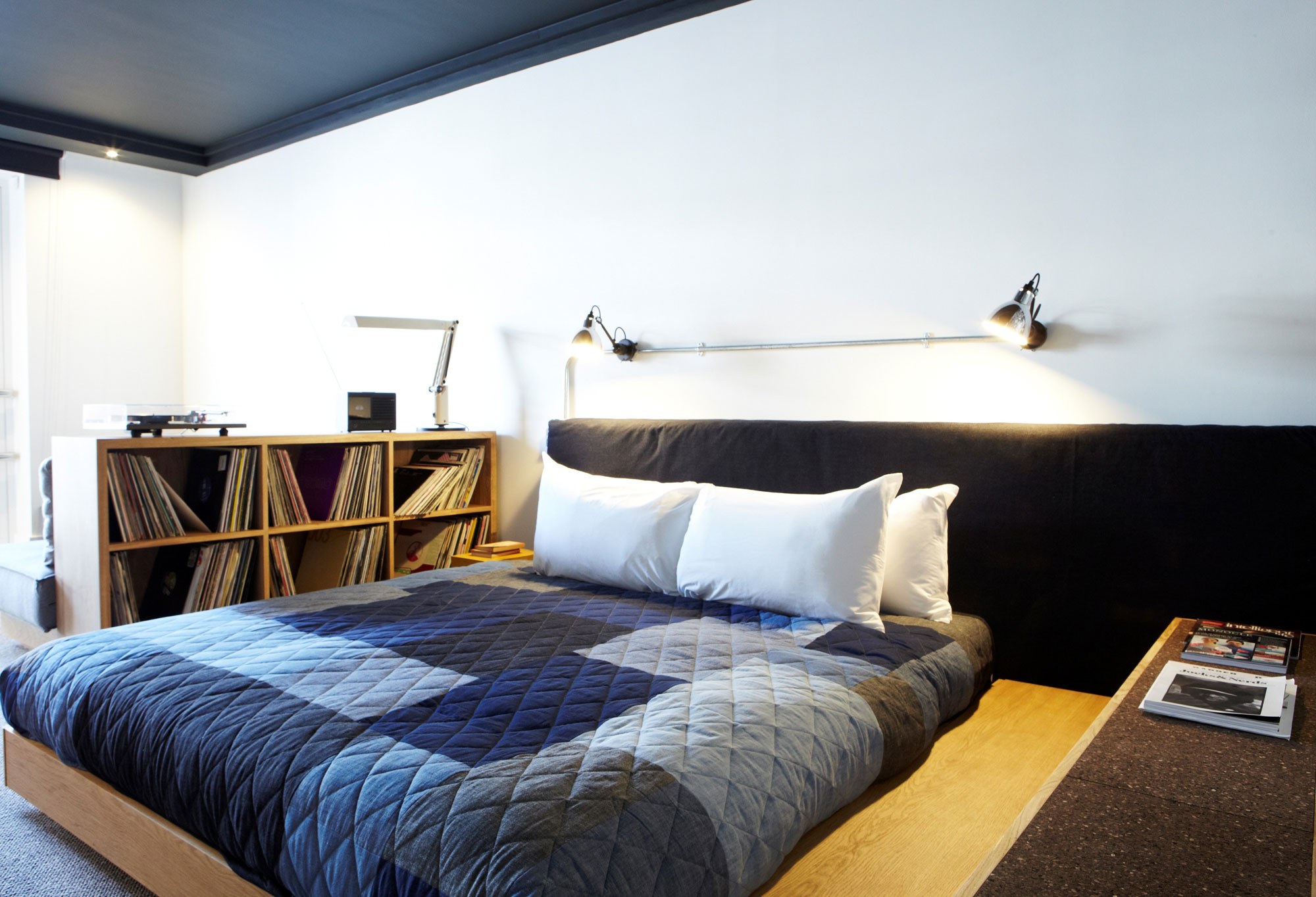 A Stylish Modern Hotel with New Facade and Dark Engineering Brick in Shoreditch by Universal Design Studio (4)
